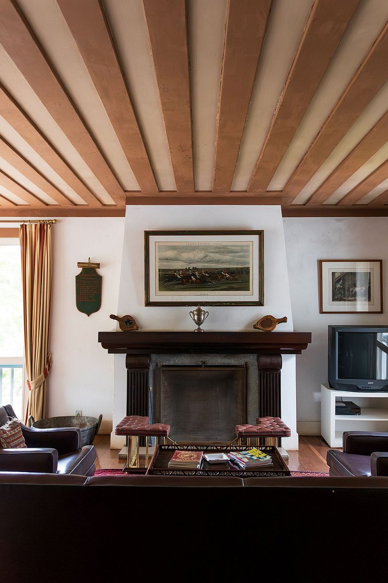Suiíte02 Fazenda Jurea Luxo Conforto e História