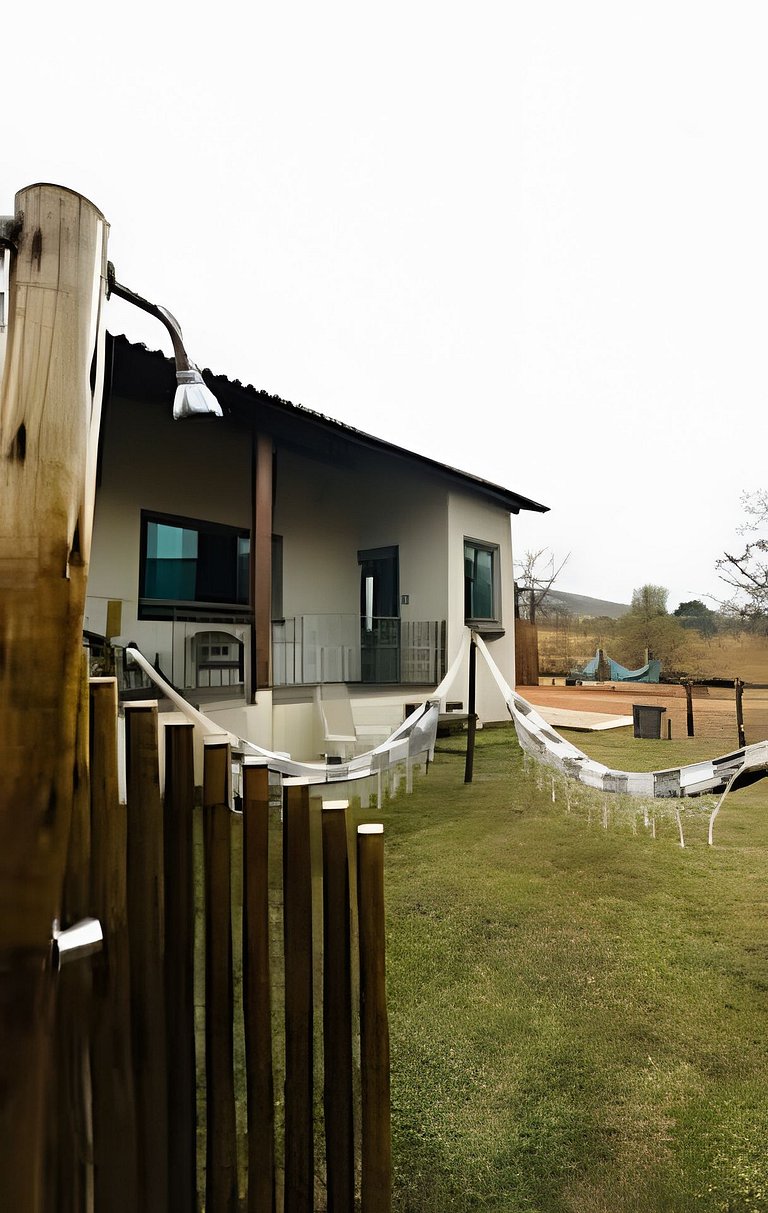 Chalé Citrino Conforto vista para Montanhas