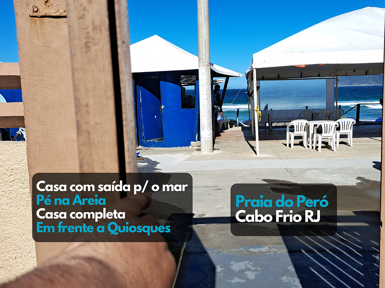 Casa com saída p/ praia do Peró Cabo Frio