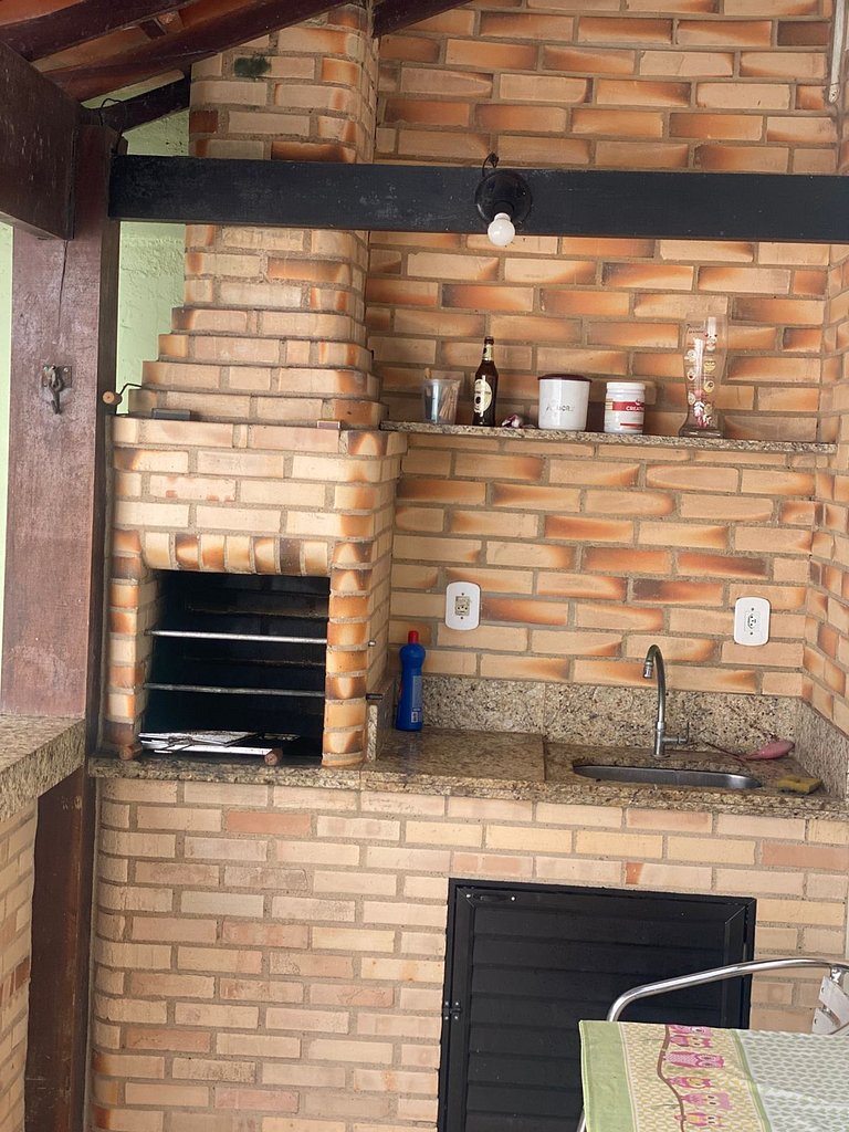 Conforto e praia: Casa completa em Cabo Frio