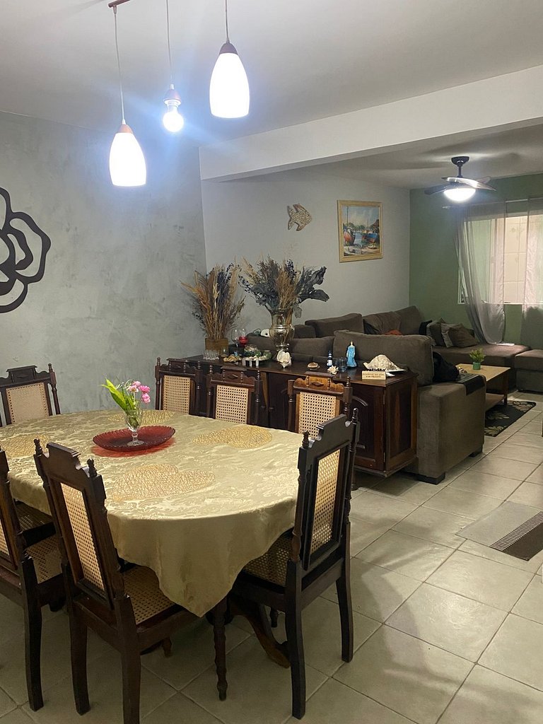 Conforto e praia: Casa completa em Cabo Frio