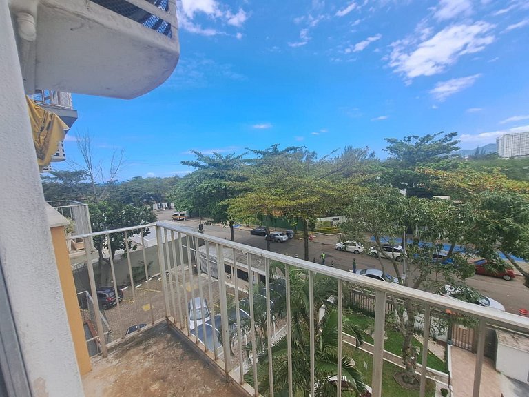 Apto Barra: Vista do Mar, Lazer e perto da Praia