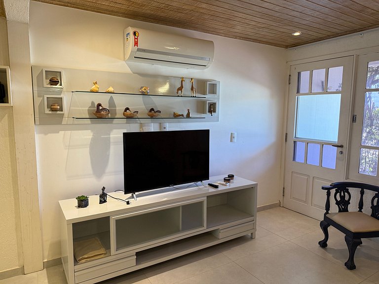 Casa na Marina deck piscina restaurante Búzios