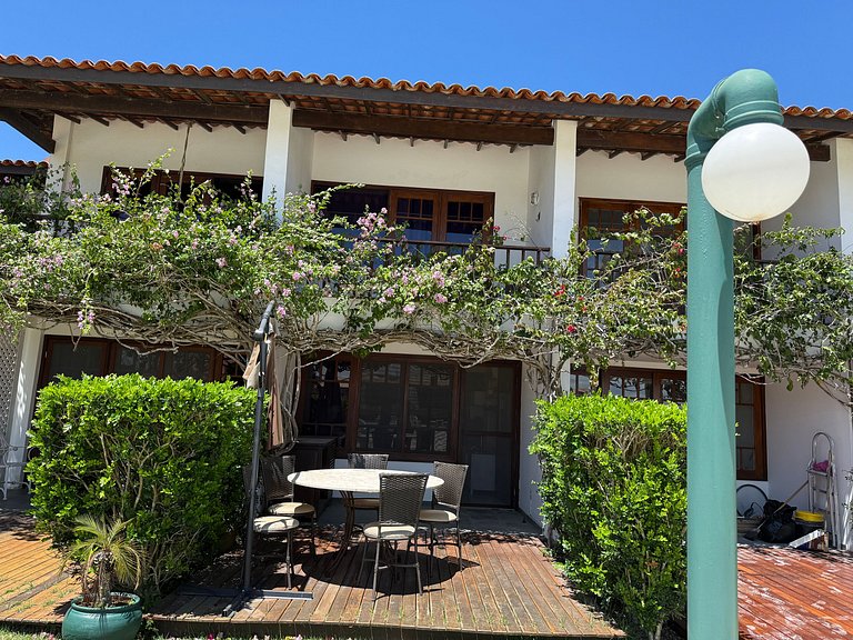 Casa na Marina deck piscina restaurante Búzios