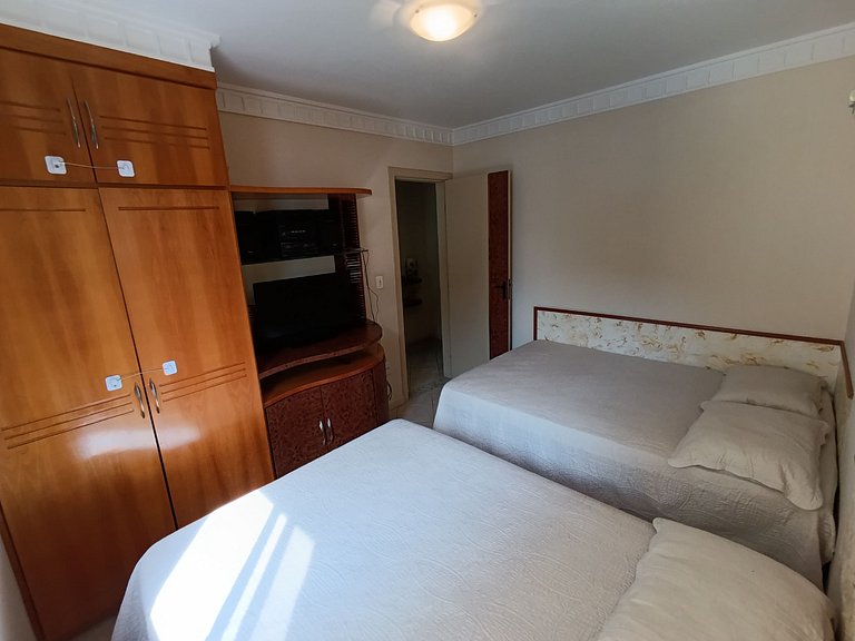 Apto espaçoso 3 quartos perto da praia em Angra