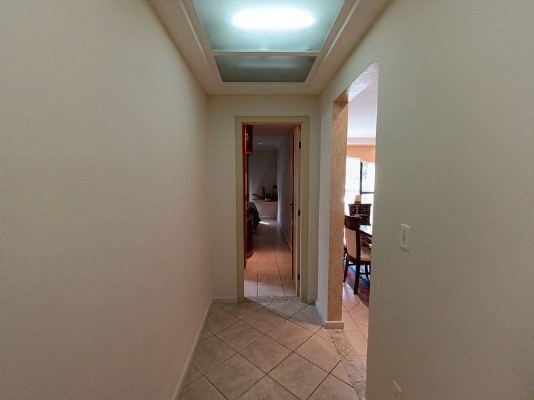 Apto espaçoso 3 quartos perto da praia em Angra