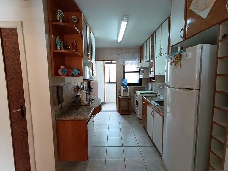 Apto espaçoso 3 quartos perto da praia em Angra