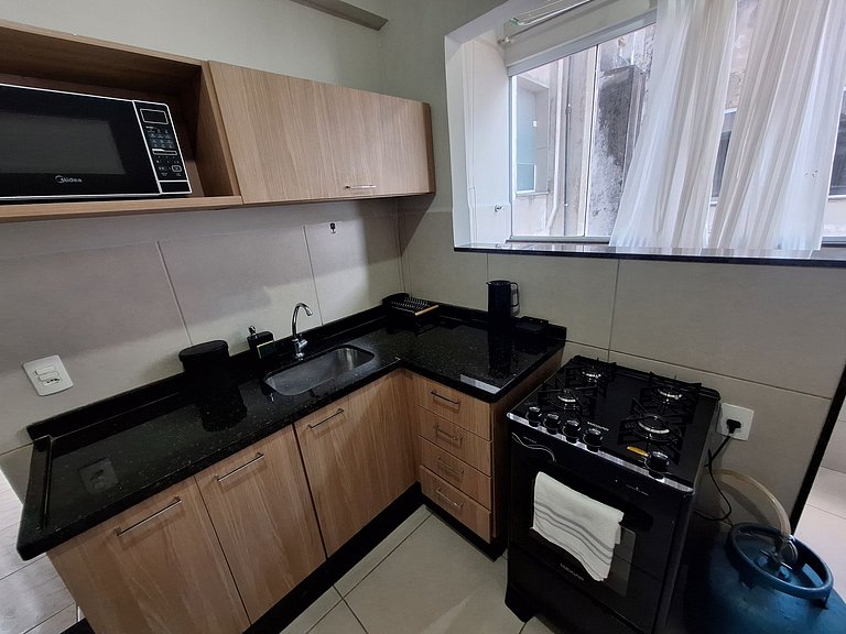 Apto completo e confortável no Aterrado