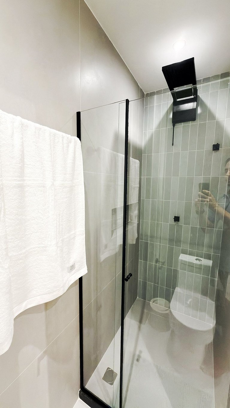 Sophisticated Apt in the Heart of Ipanema