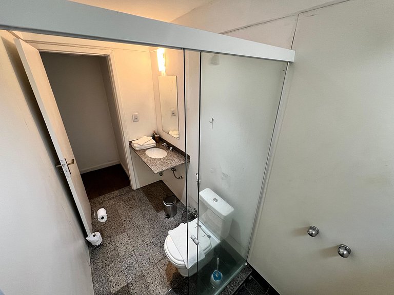 Mansão no Joá: 5 suítes, mar, lazer completo